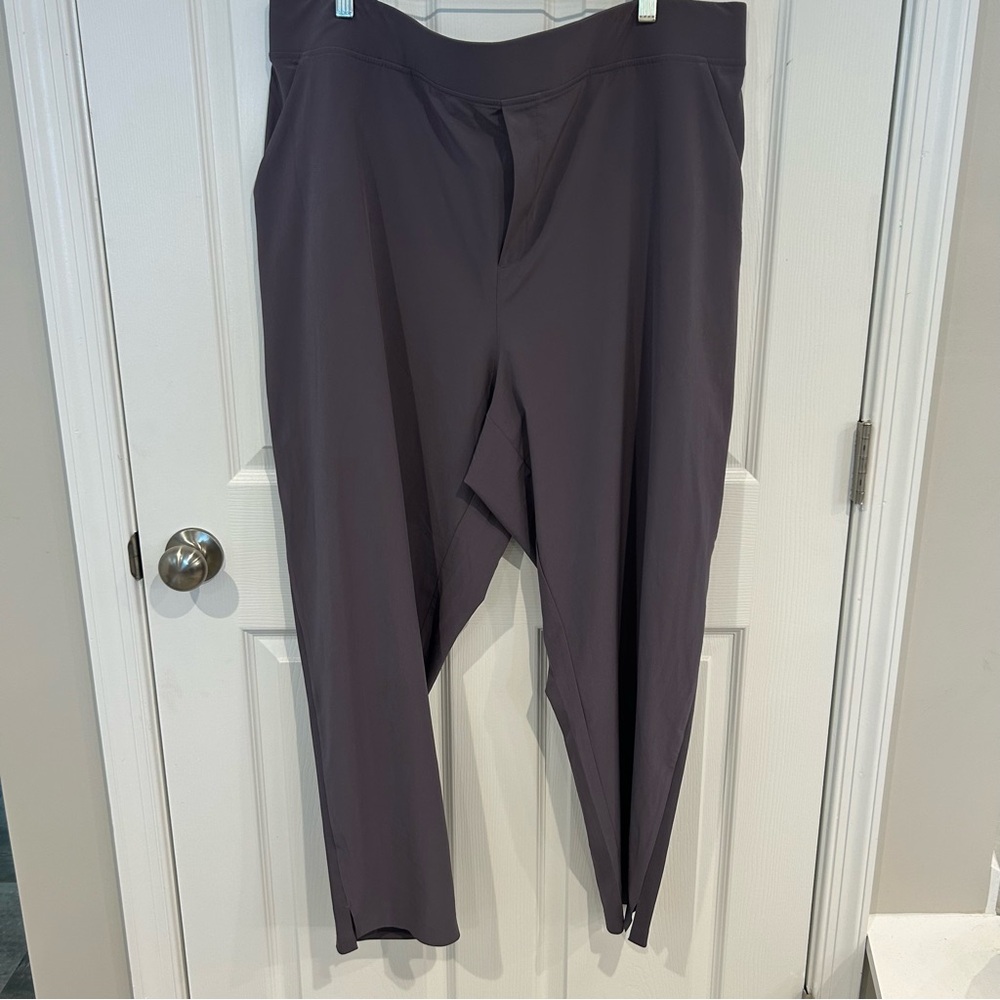 Athleta Brooklyn Ankle Pant, Purple‎ 22